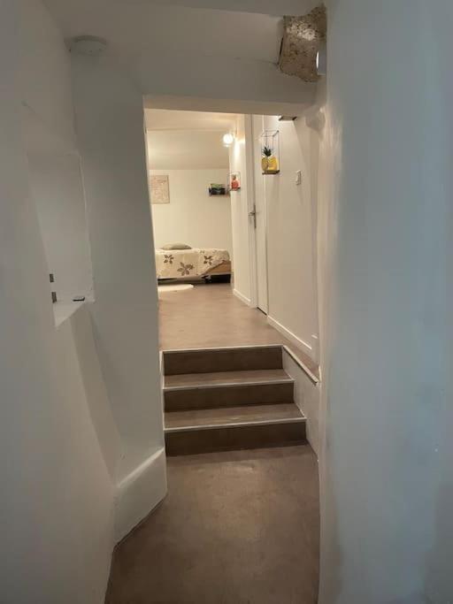 Appartement T1 Renove Gigean Exterior photo