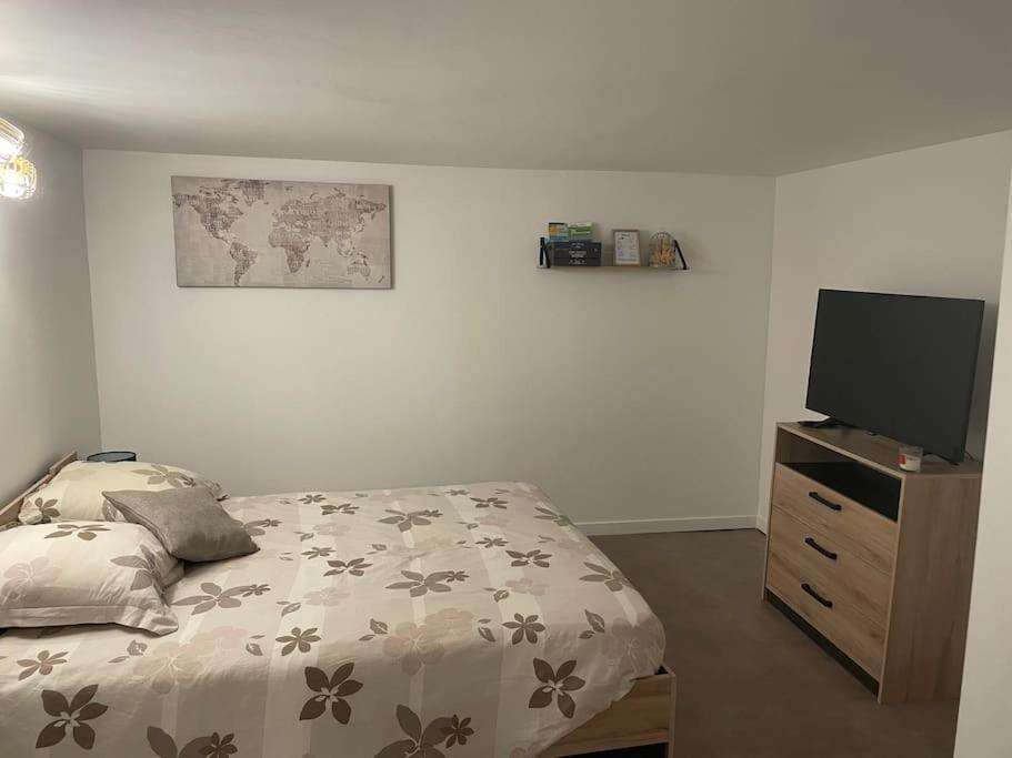 Appartement T1 Renove Gigean Exterior photo