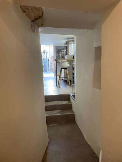 Appartement T1 Renove Gigean Exterior photo